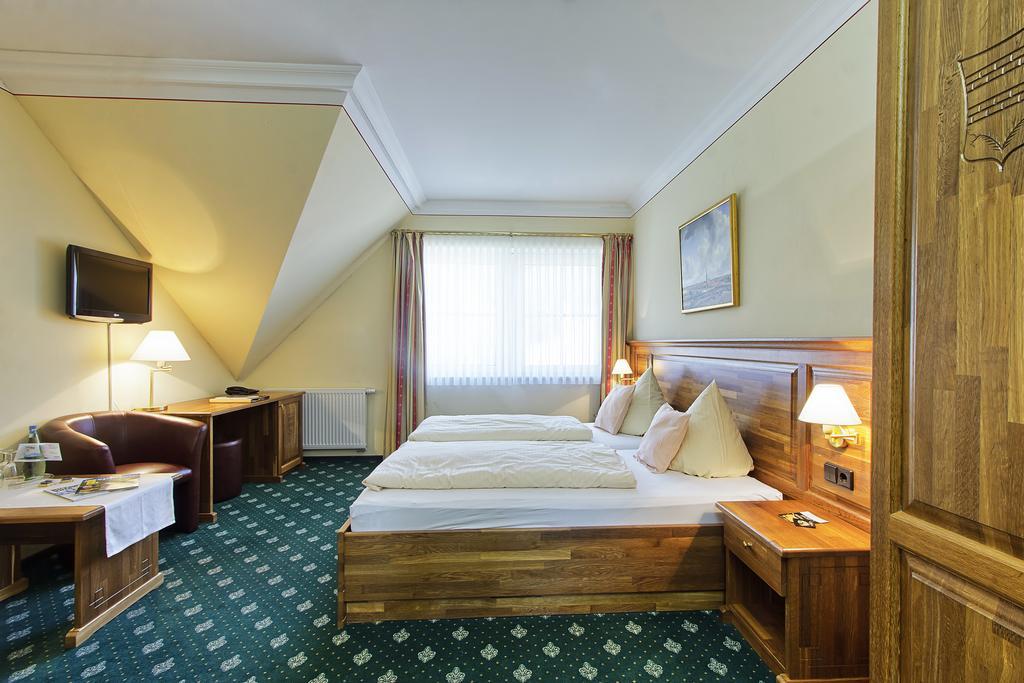 ホテル Golfpark Gut Dueneburg ハーレン 部屋 写真