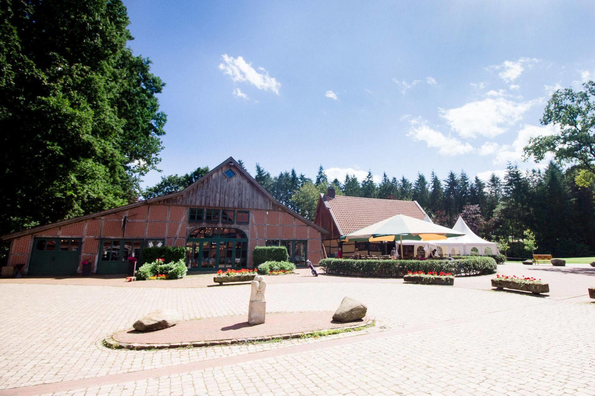 ホテル Golfpark Gut Dueneburg ハーレン エクステリア 写真